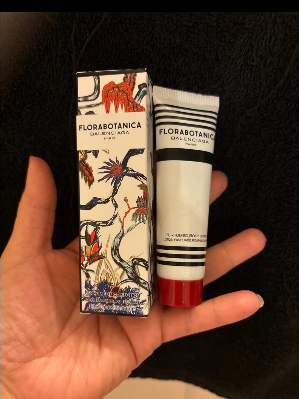 Balenciaga Florabotanica Perfumed Body Lotion - White, Red & Blue